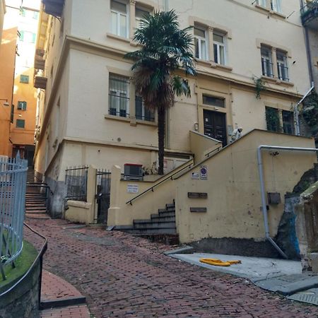Casa Maura - 2 Passi Nella Storia Daire Cenova Dış mekan fotoğraf