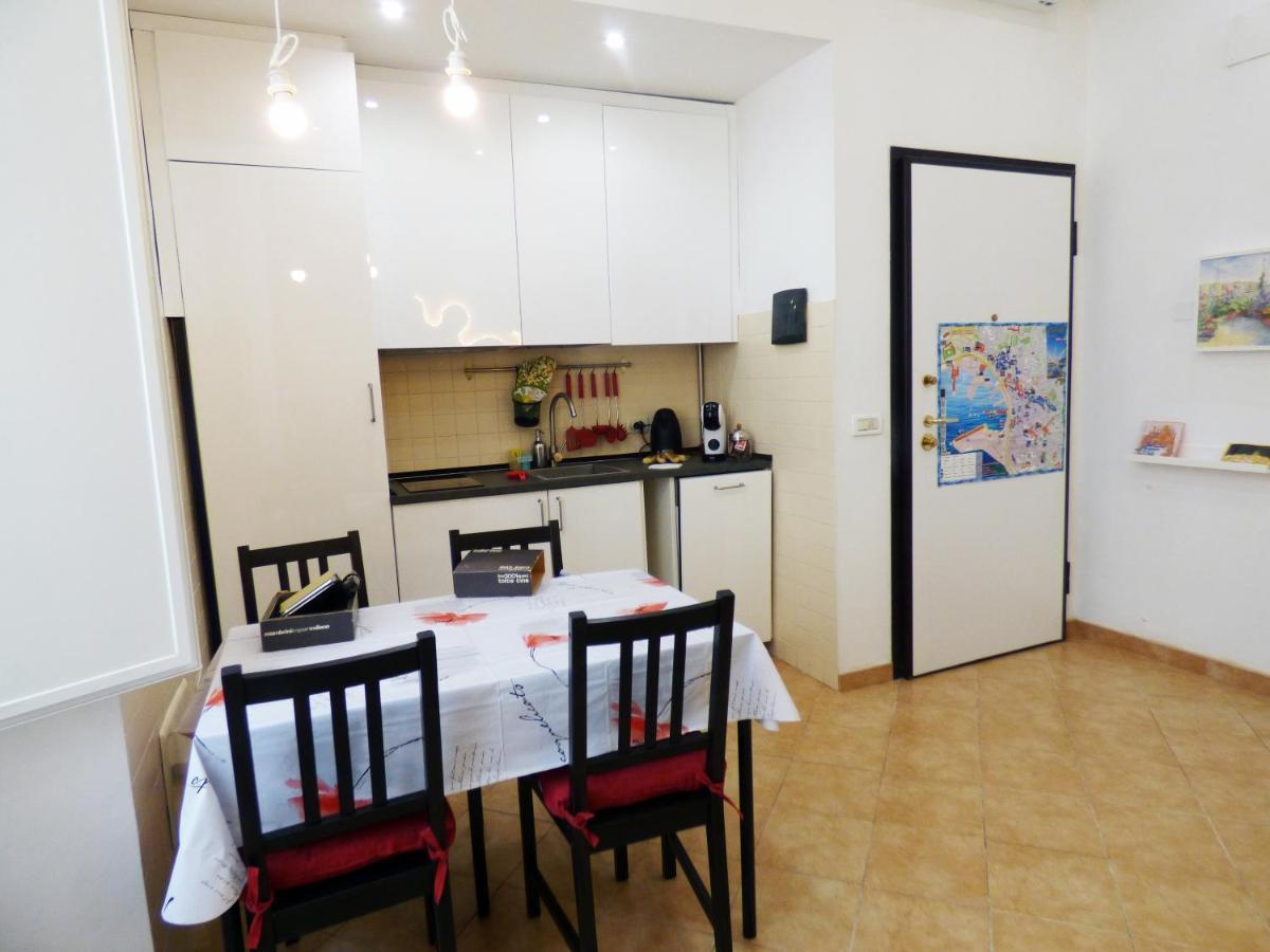Casa Maura - 2 Passi Nella Storia Daire Cenova Dış mekan fotoğraf